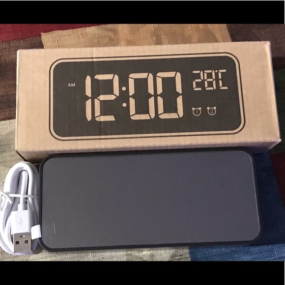 Digital Alarm Clock - Picture 1 of 2